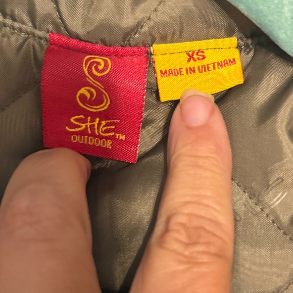 SHE Outdoor Citadel Jacket - Picture 6 of 7